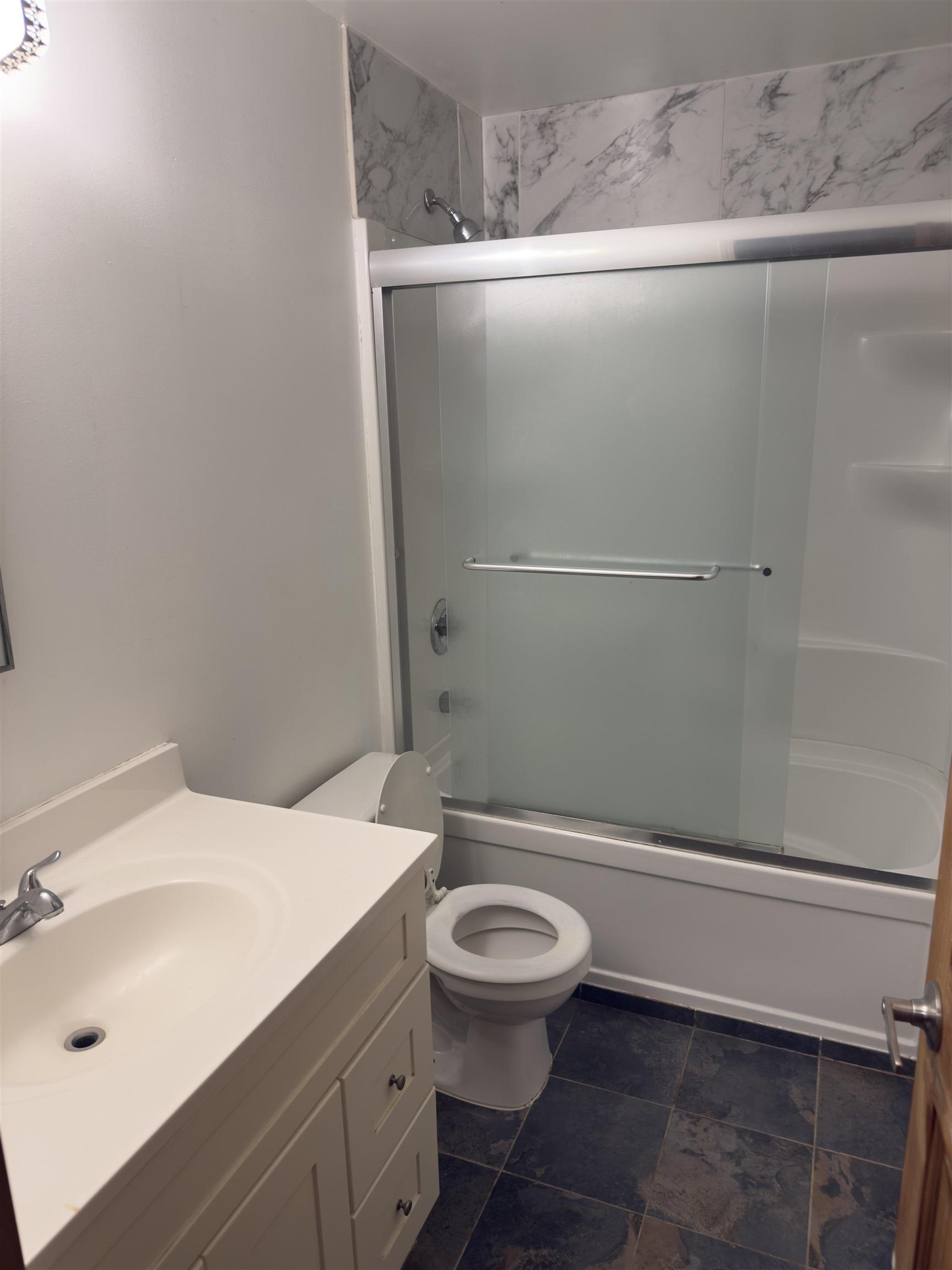 206 Varsity Place, Thunder Bay, ON