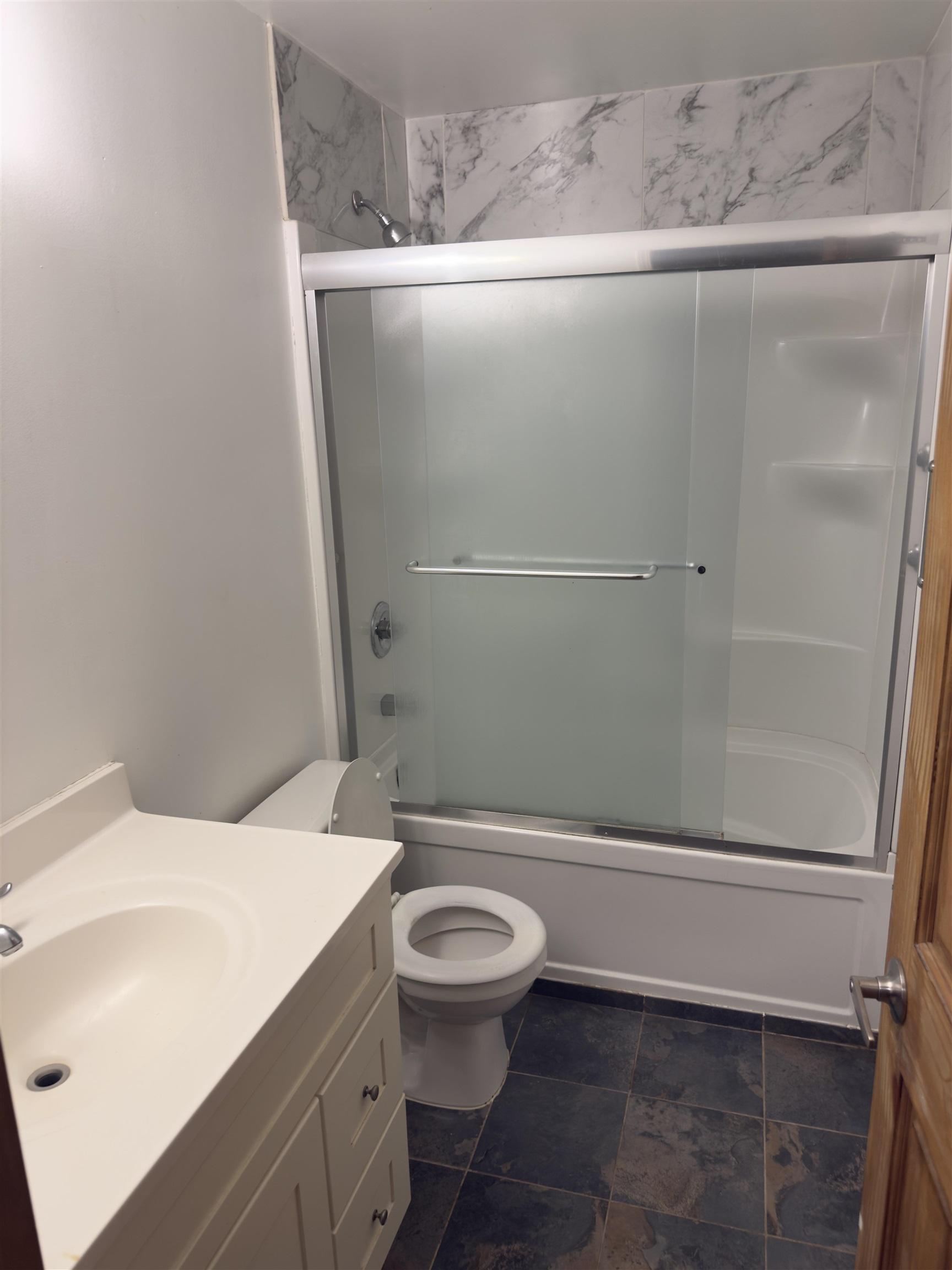 206 Varsity Place, Thunder Bay, ON