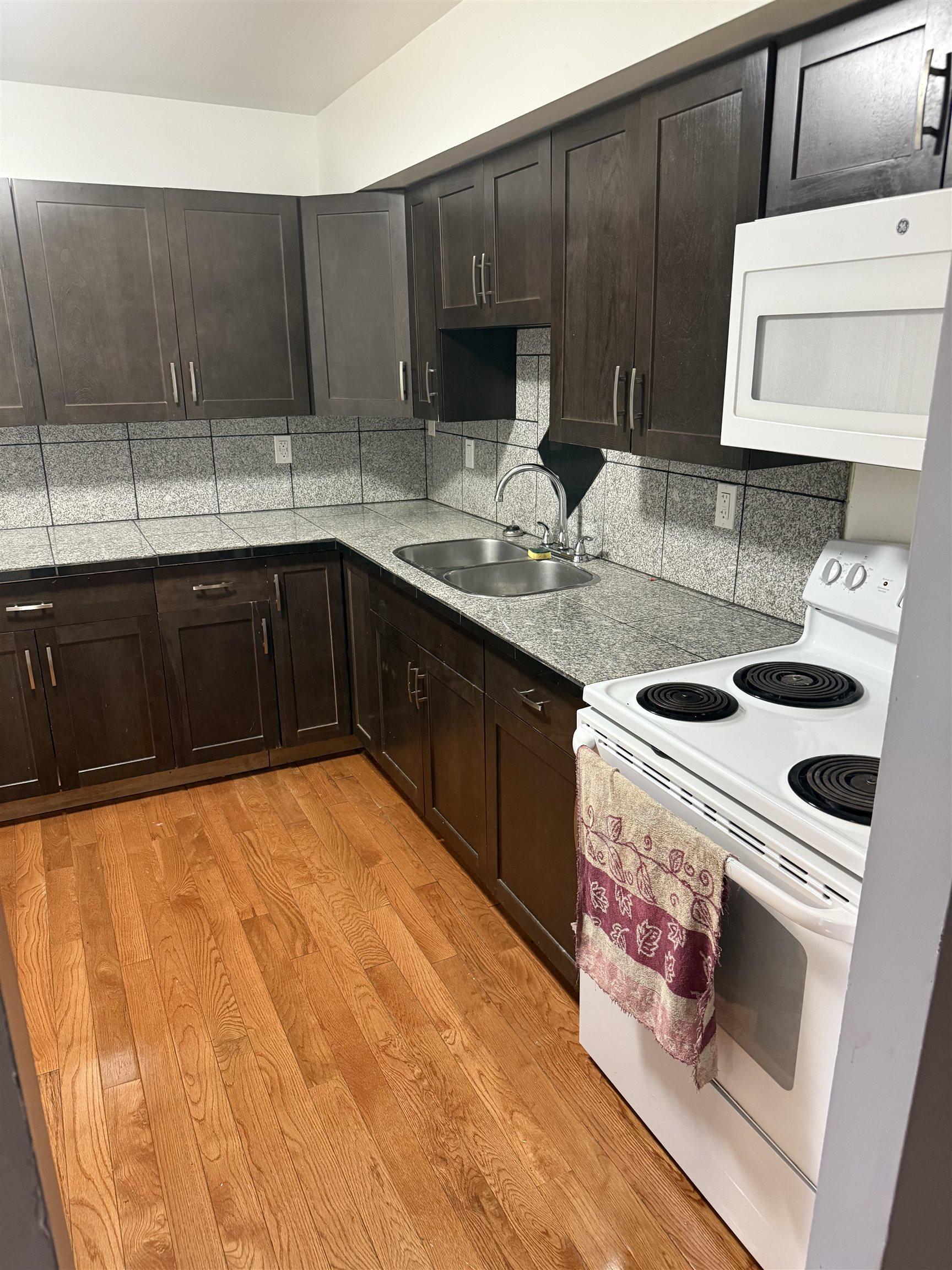 206 Varsity Place, Thunder Bay, ON
