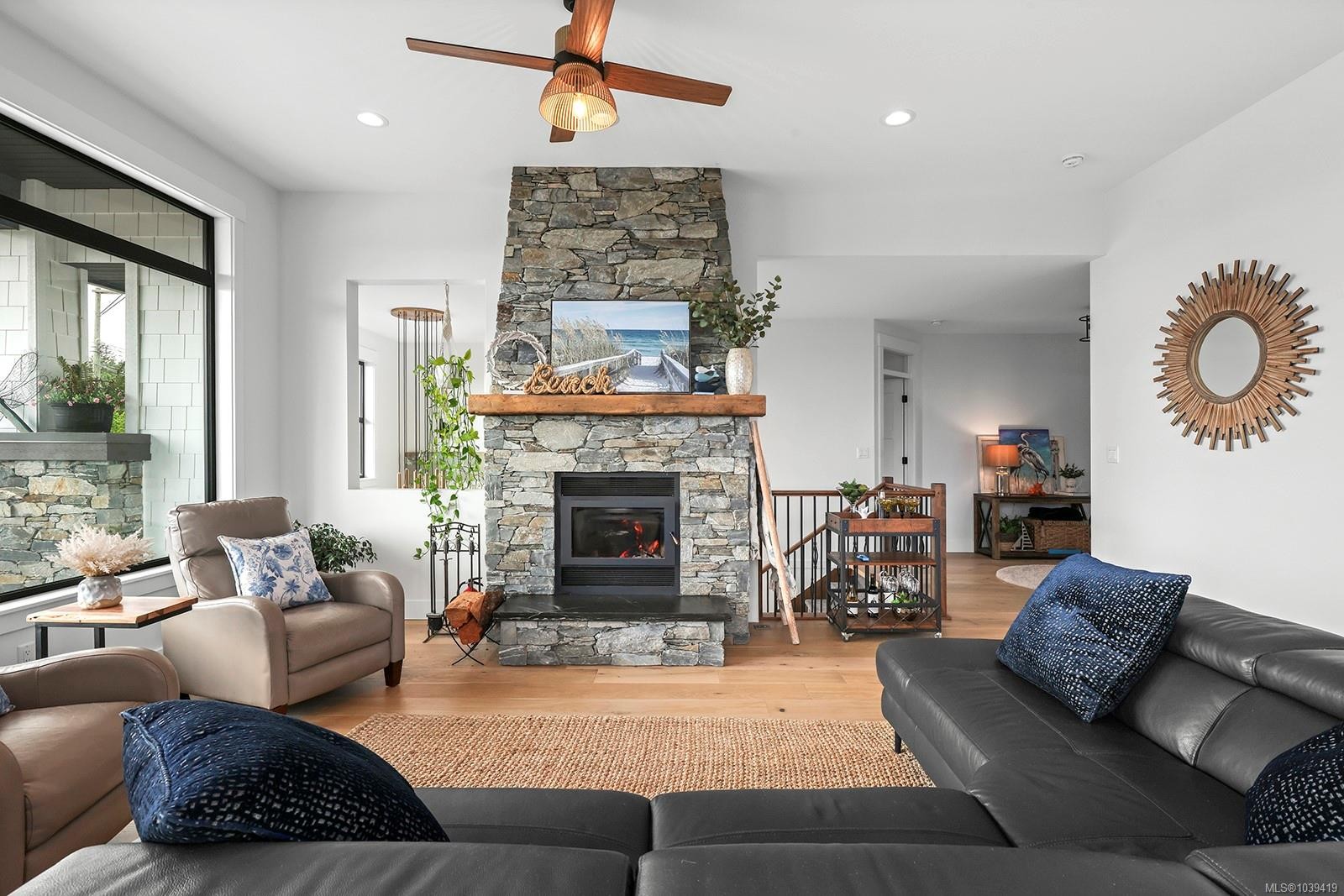 650 Lazo Rd, Comox, BC