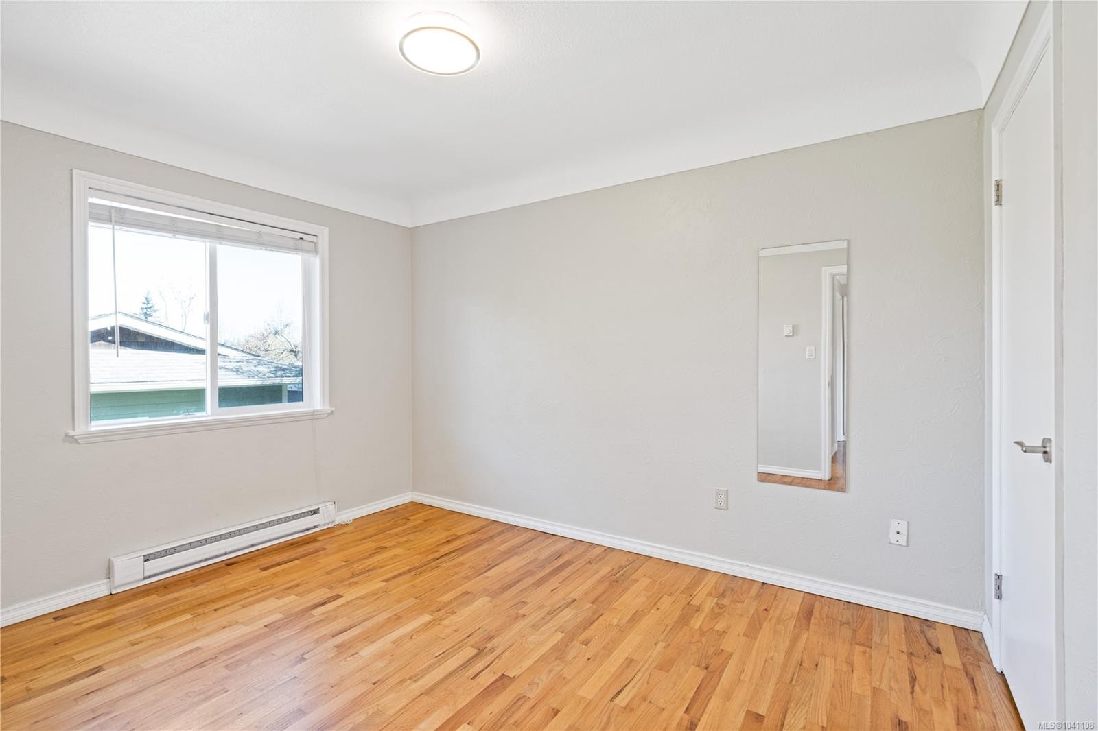 1468 Stroud Rd, Victoria, BC