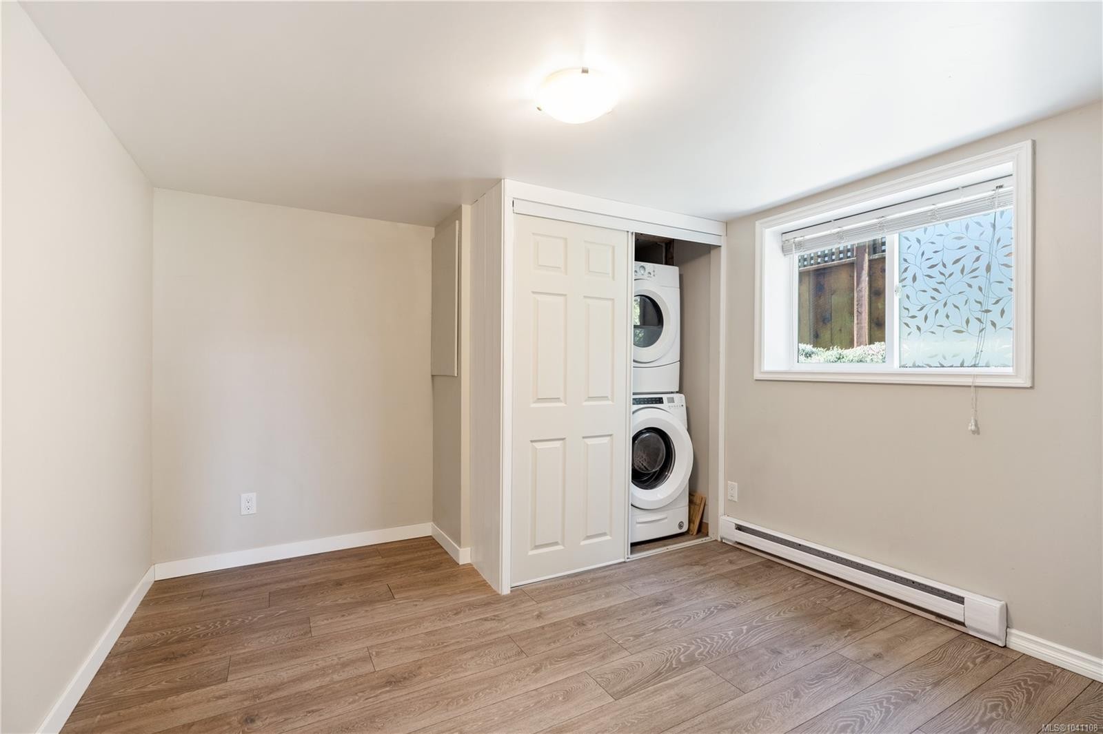 1468 Stroud Rd, Victoria, BC