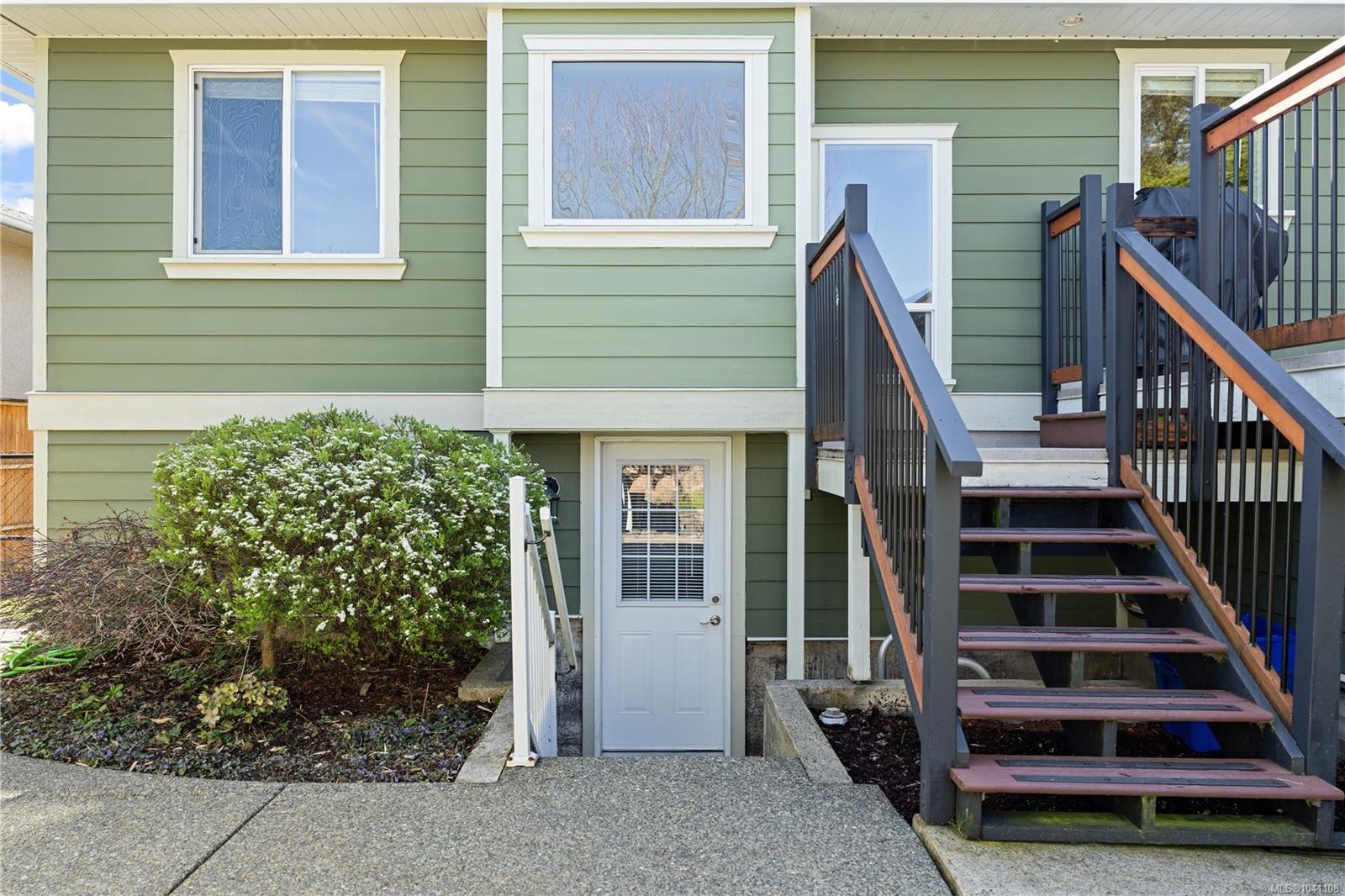 1468 Stroud Rd, Victoria, BC