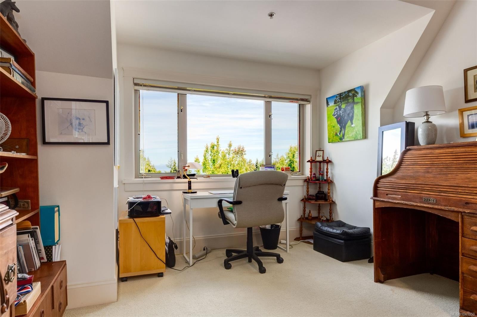 #302-222 Second Ave West, Qualicum Beach, BC