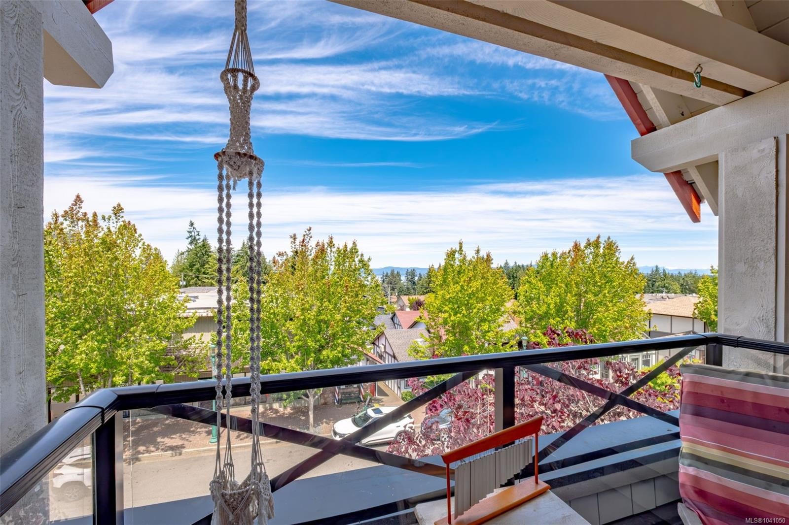 #302-222 Second Ave West, Qualicum Beach, BC