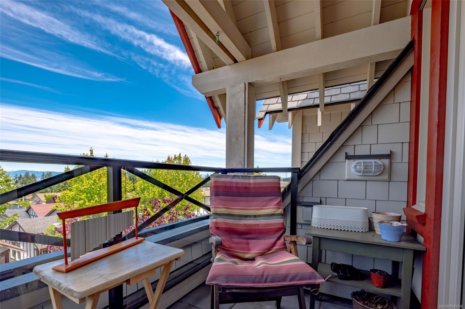 #302-222 Second Ave West, Qualicum Beach, BC
