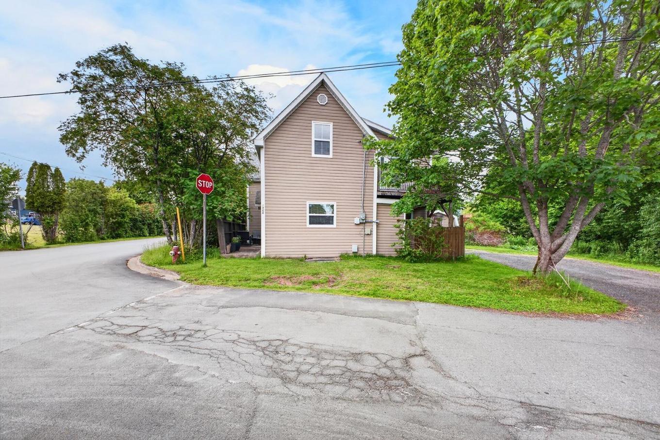 1966 Dufferin Street, Westville, NS