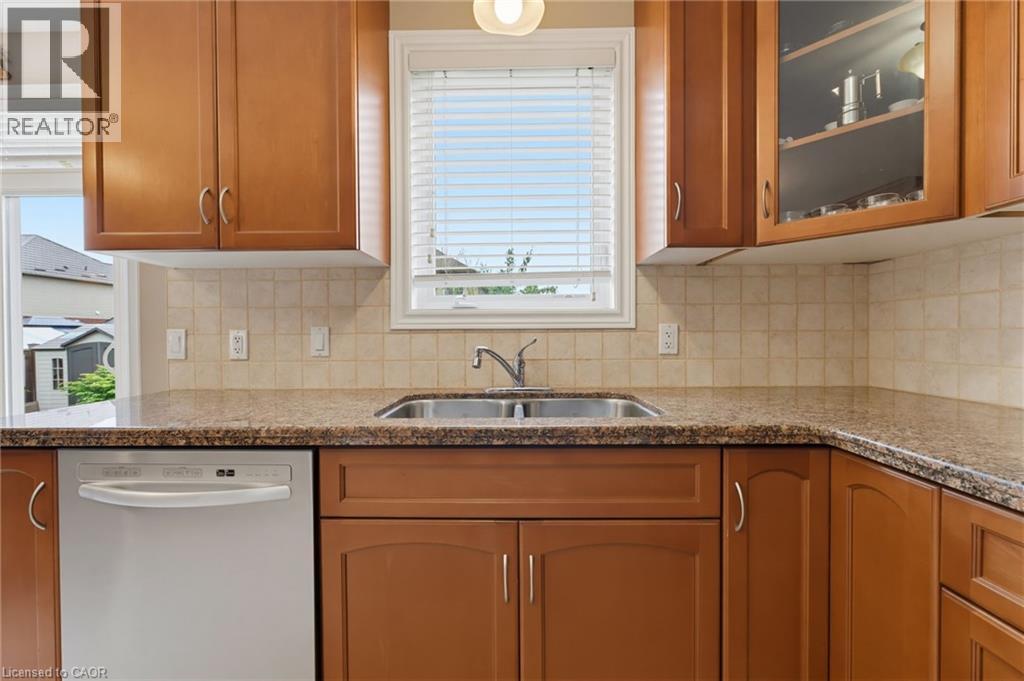 73 Degrow Crescent, Binbrook, ON