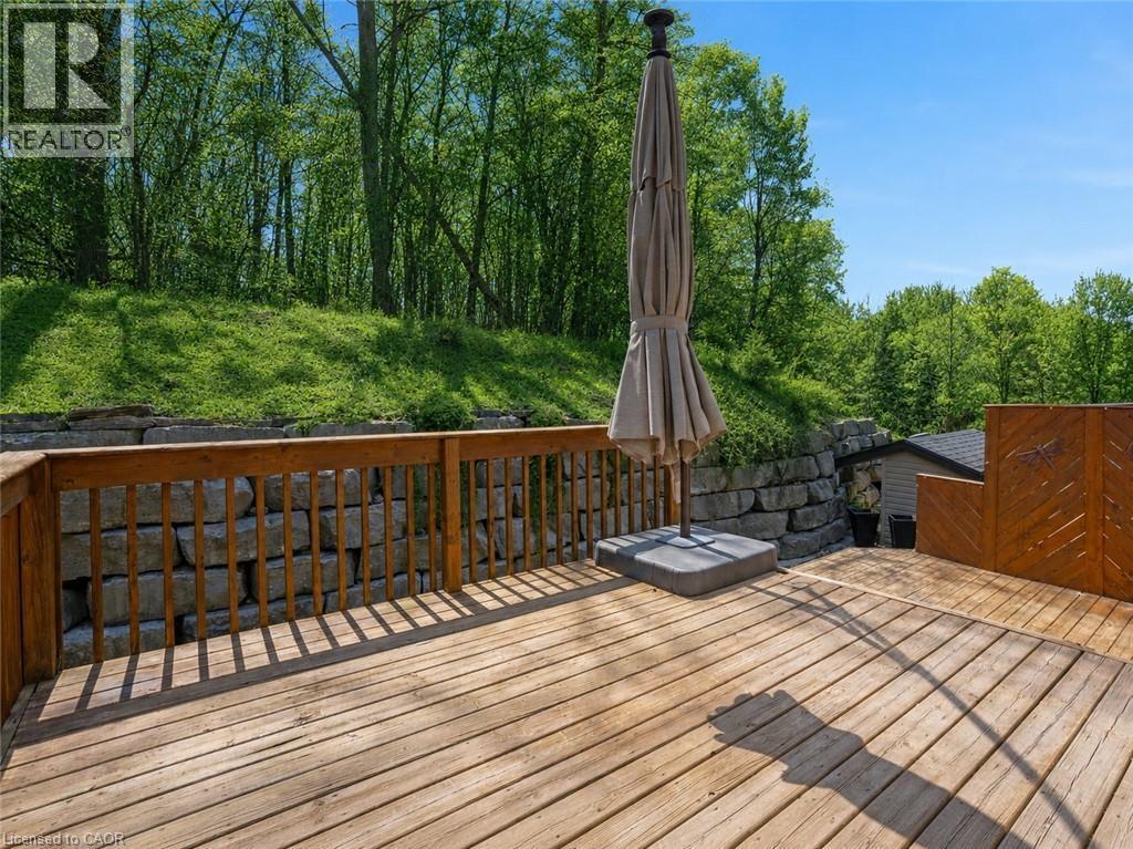 227 Chestnut Hill Crescent, Kitchener, ON - Outdoor With Deck Patio Veranda