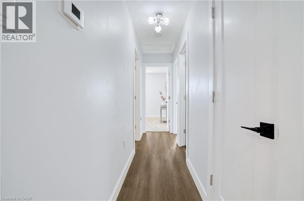 60 Lysanda Avenue, London, ON