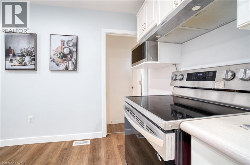 60 Lysanda Avenue, London, ON