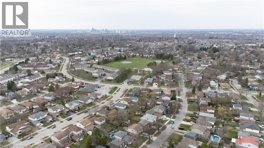 60 Lysanda Avenue, London, ON