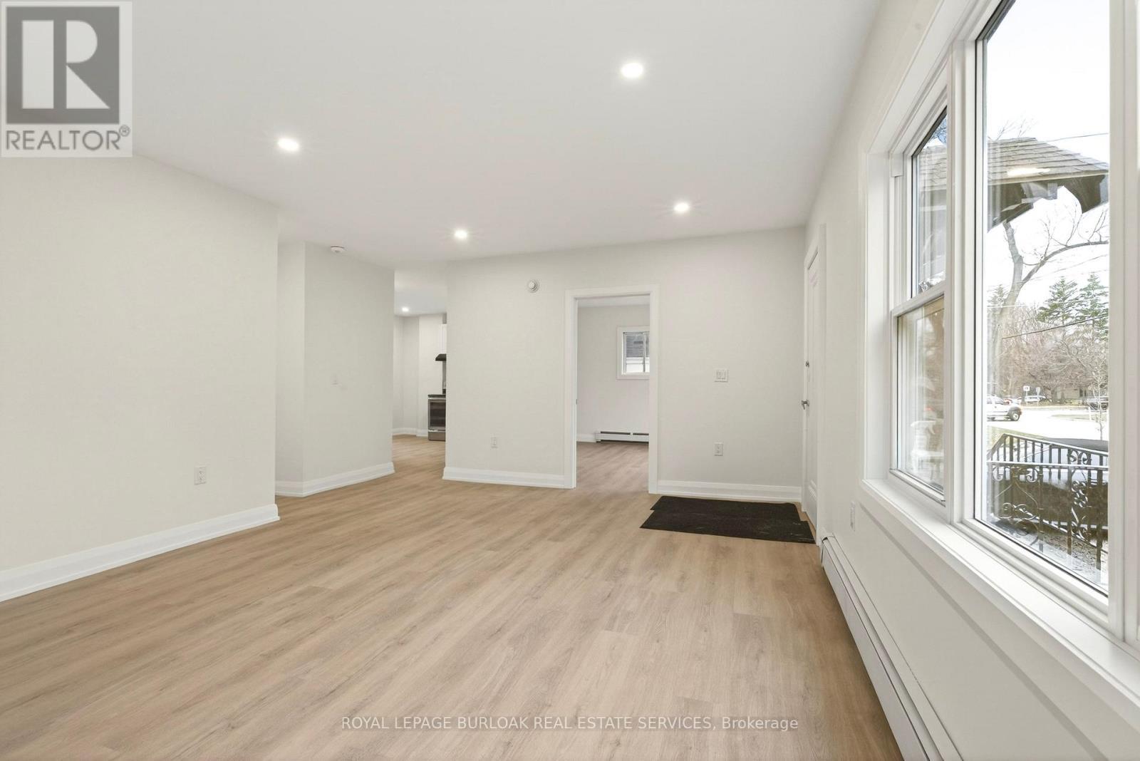 1012 North Shore Boulevard E, Burlington, ON