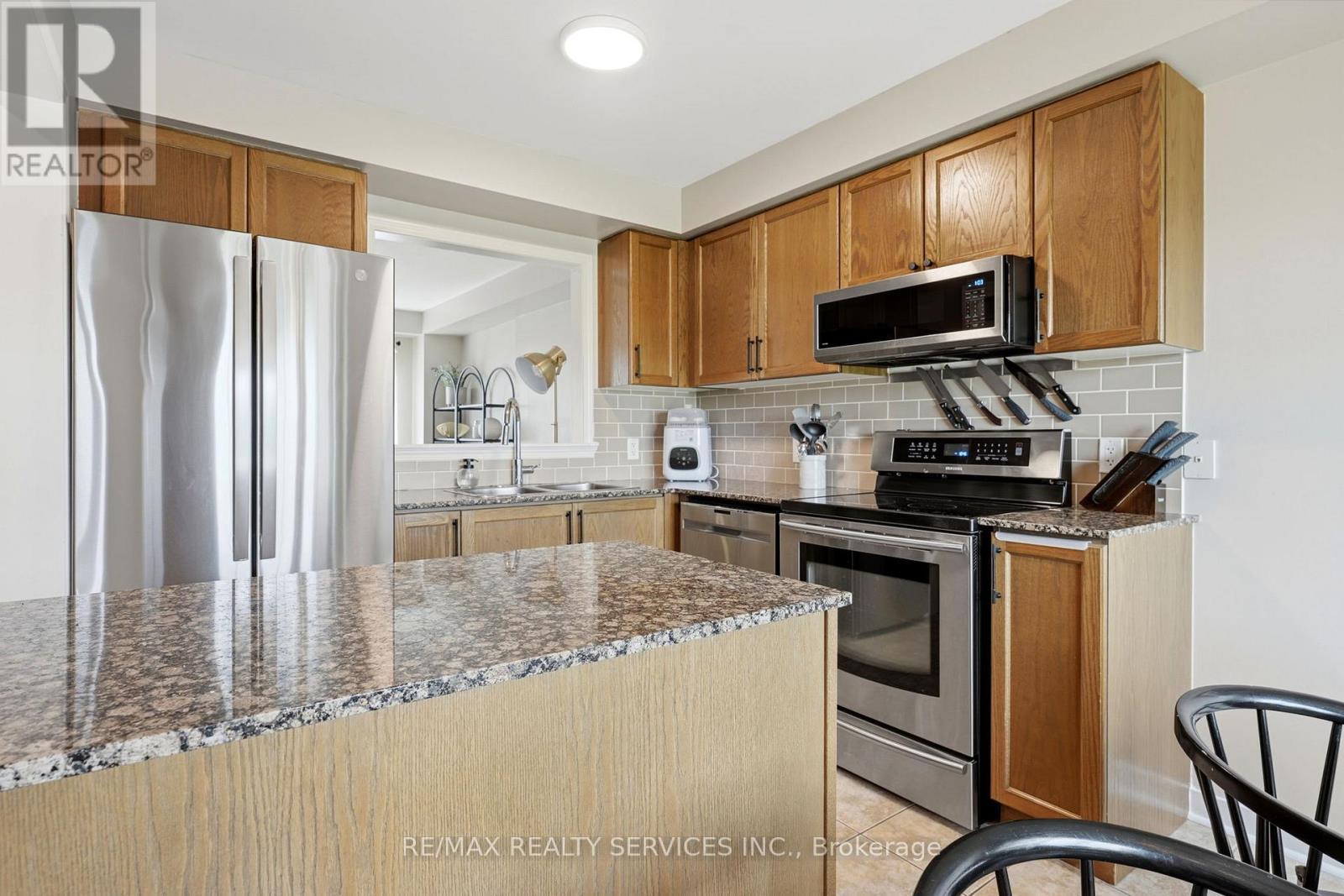 65 - 470 Beach Boulevard, Hamilton, ON