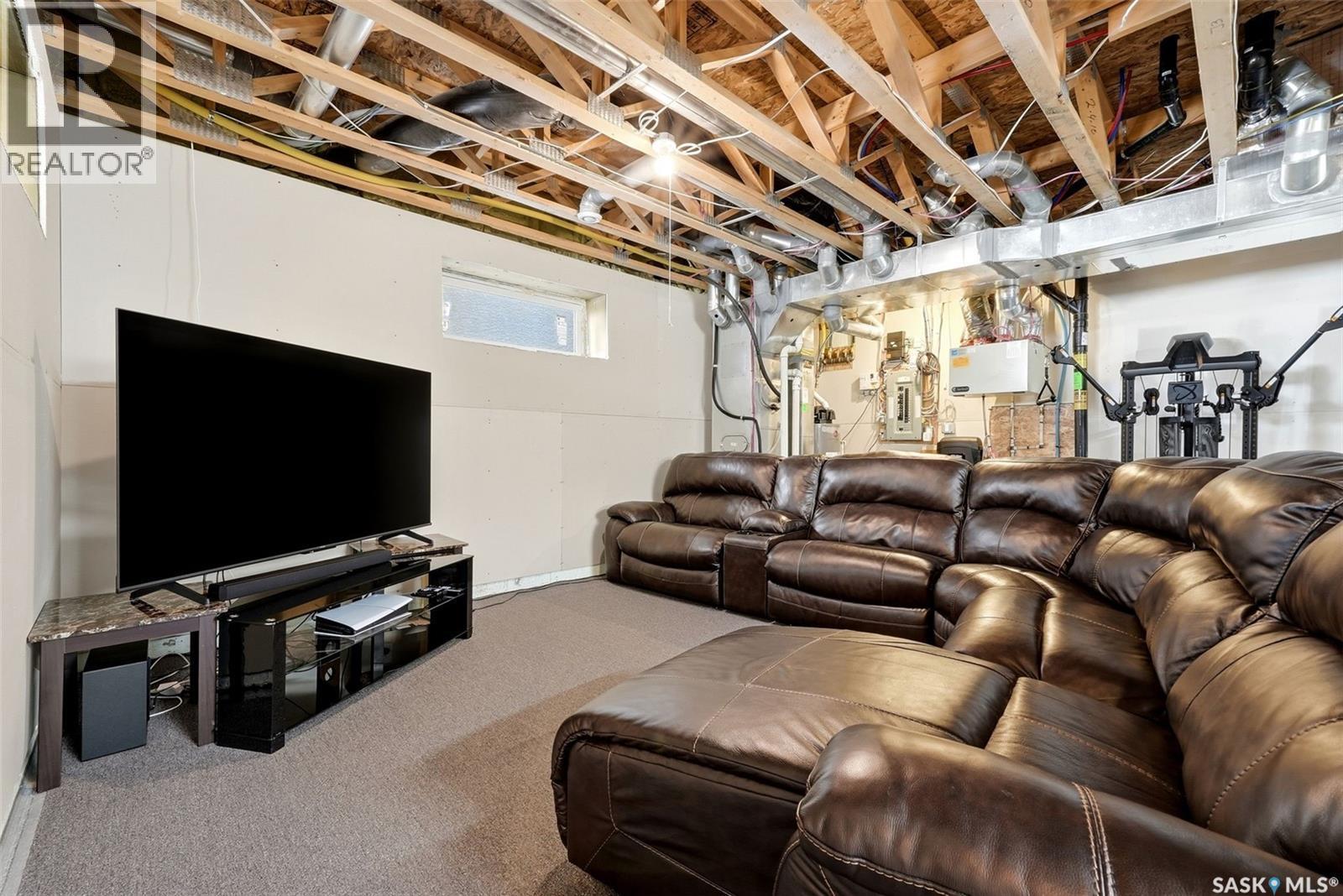 4929 Green Brooks Way E, Regina, SK