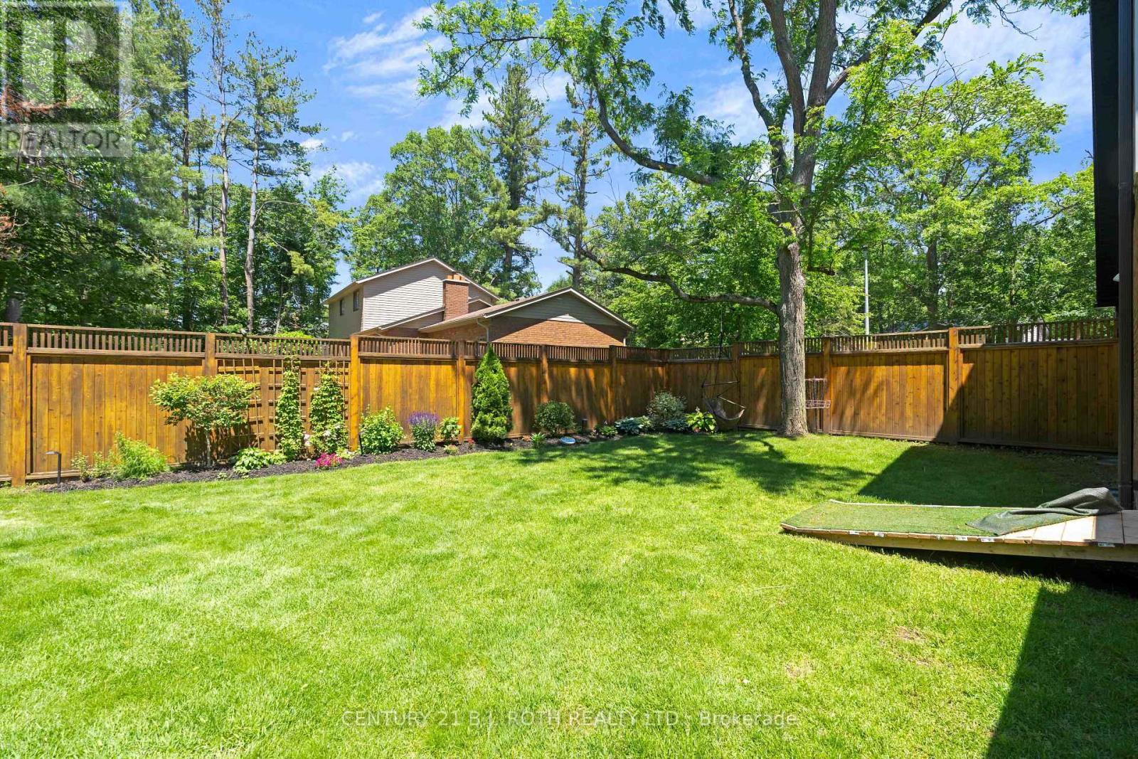 16 Spence Avenue, Springwater, ON