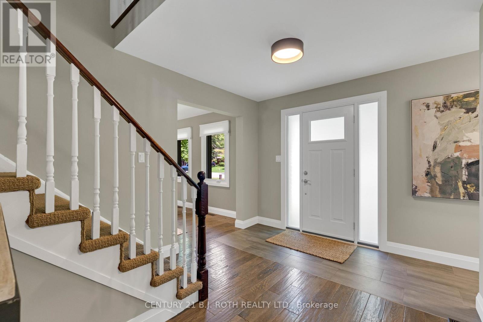 16 Spence Avenue, Springwater, ON