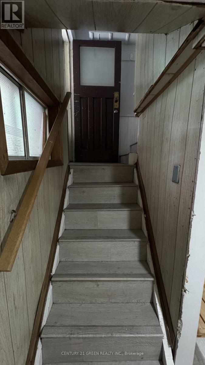 102 Dalewood Avenue, Hamilton, ON