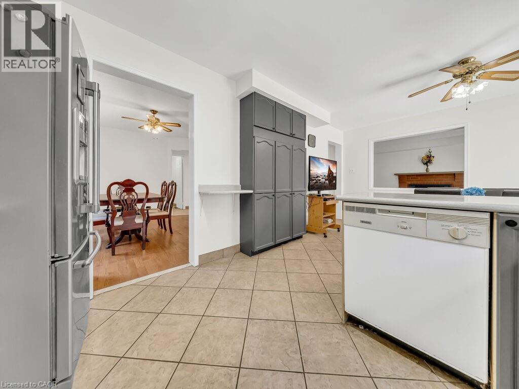 479 Saginaw Parkway, Cambridge, ON