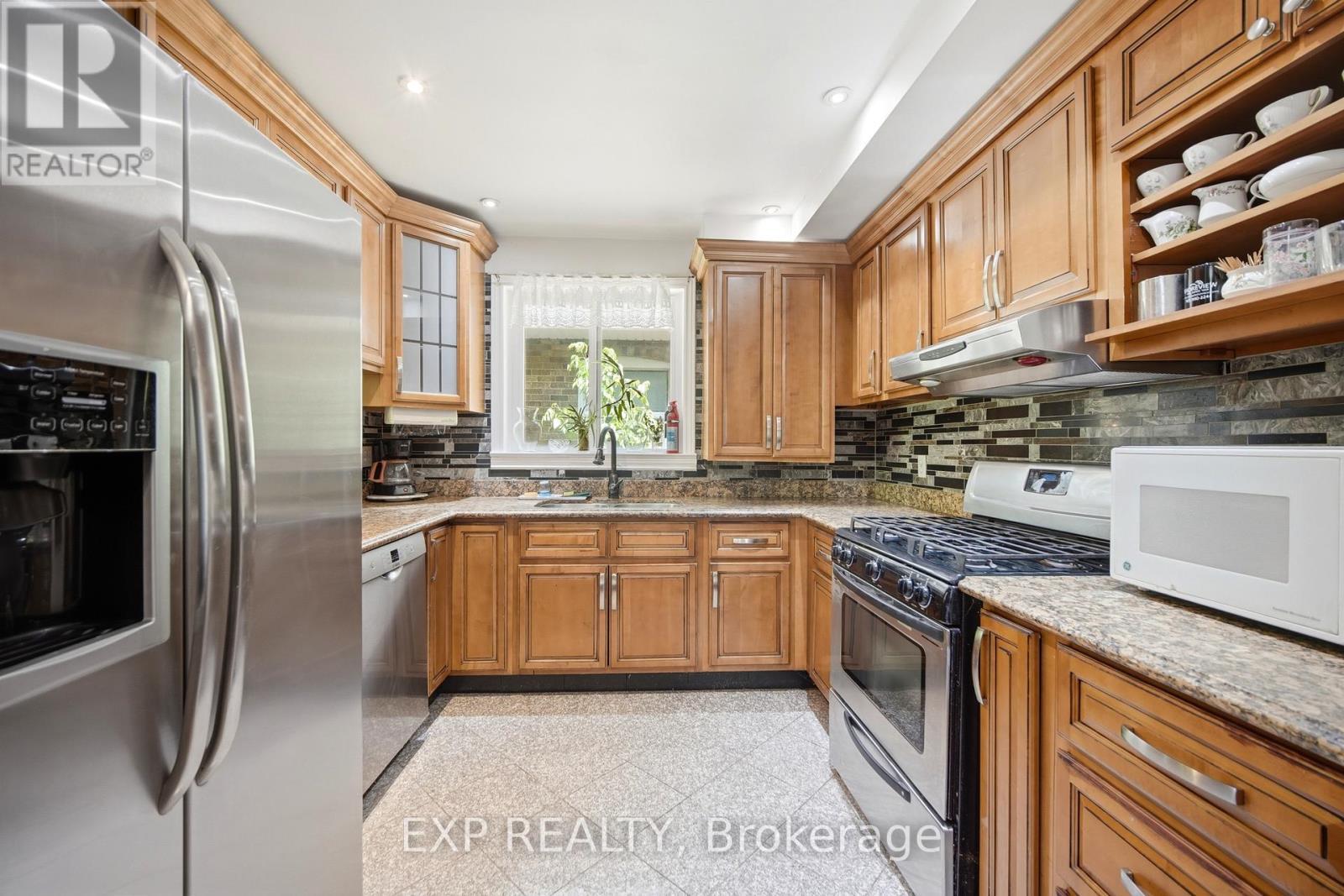 43 Ridgemoor Avenue, Toronto, ON