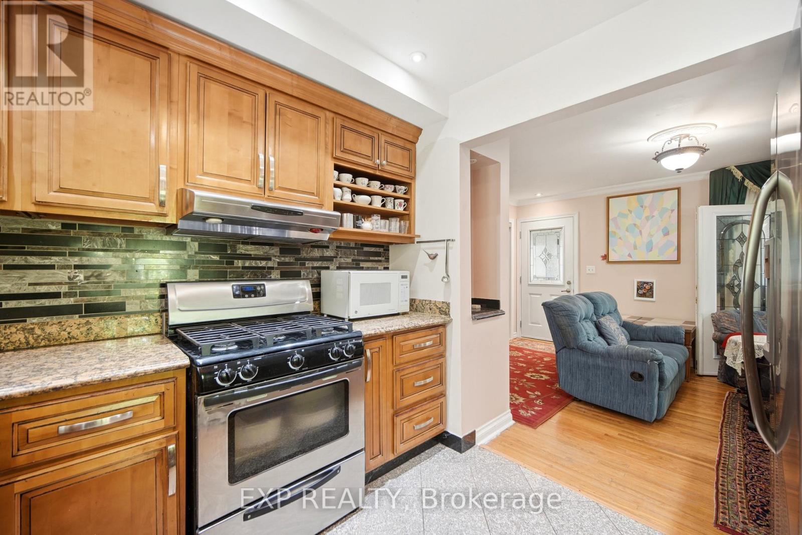 43 Ridgemoor Avenue, Toronto, ON