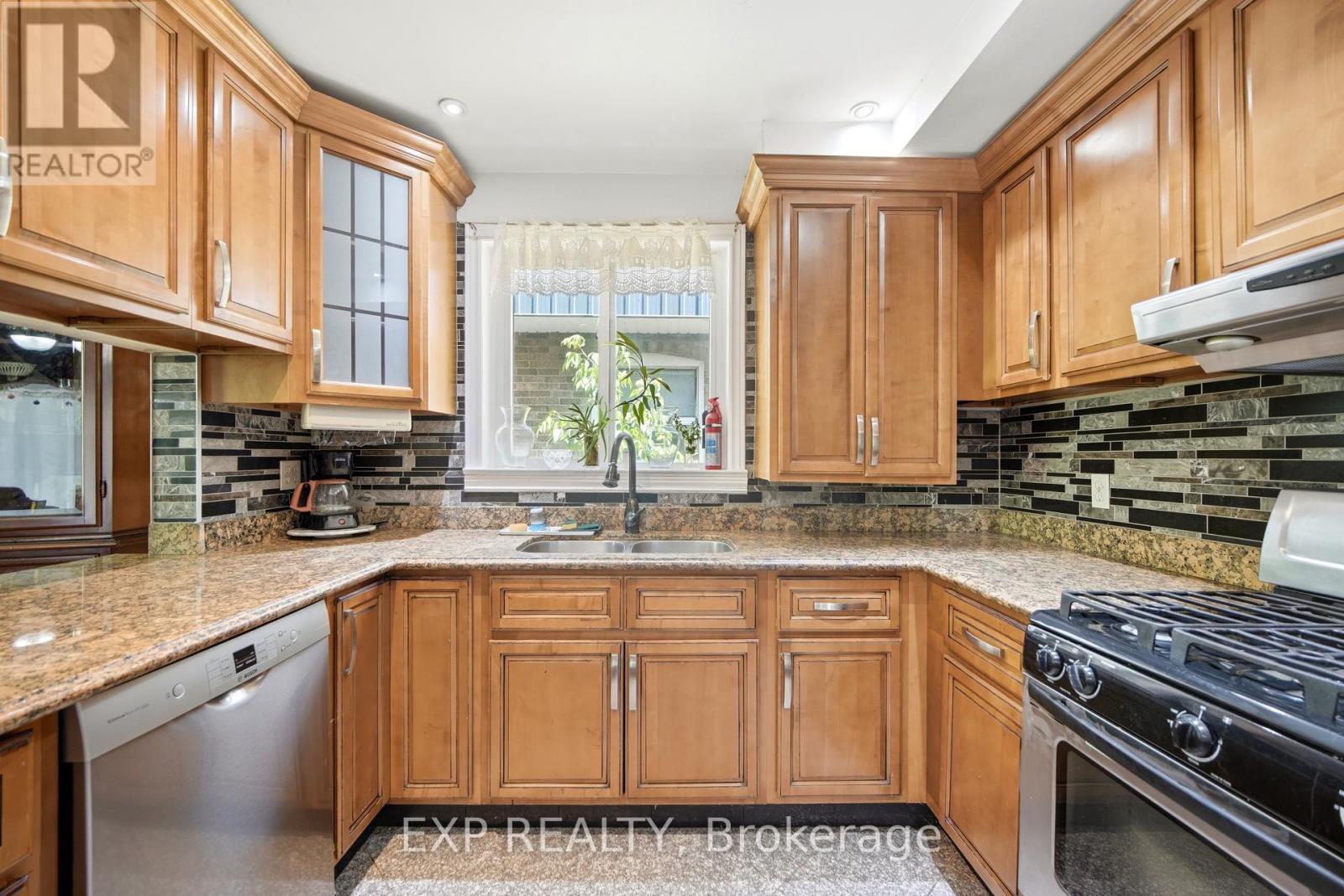 43 Ridgemoor Avenue, Toronto, ON
