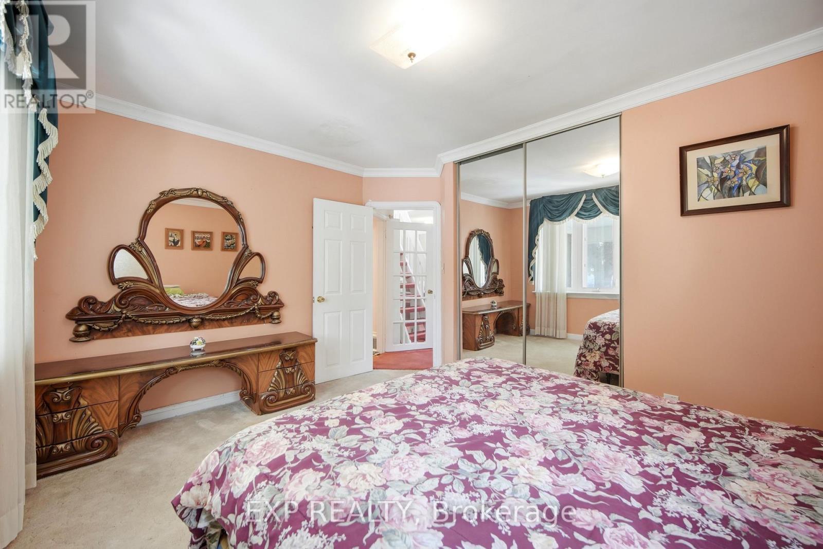 43 Ridgemoor Avenue, Toronto, ON
