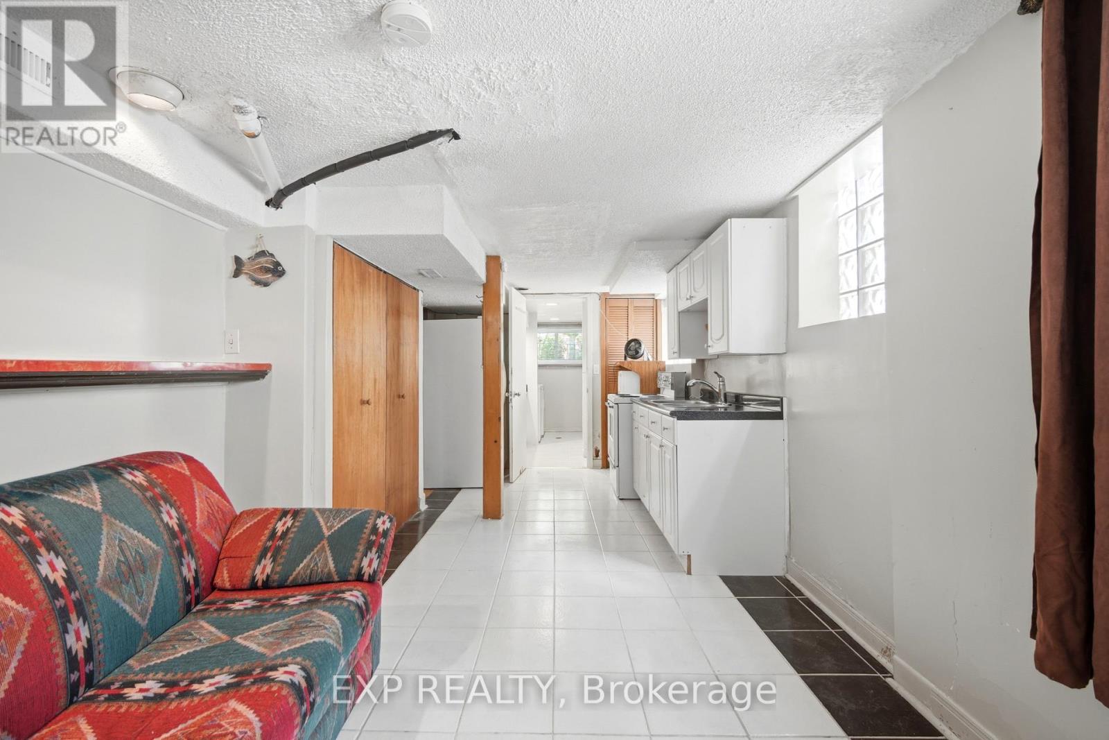 43 Ridgemoor Avenue, Toronto, ON