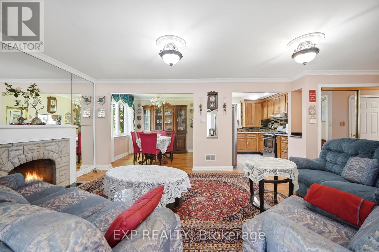 43 Ridgemoor Avenue, Toronto, ON