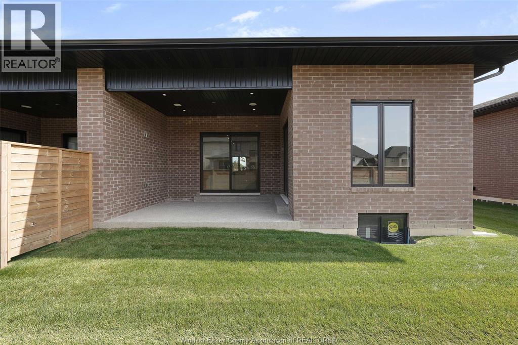 664 Lily Mac Boulevard, Windsor, ON