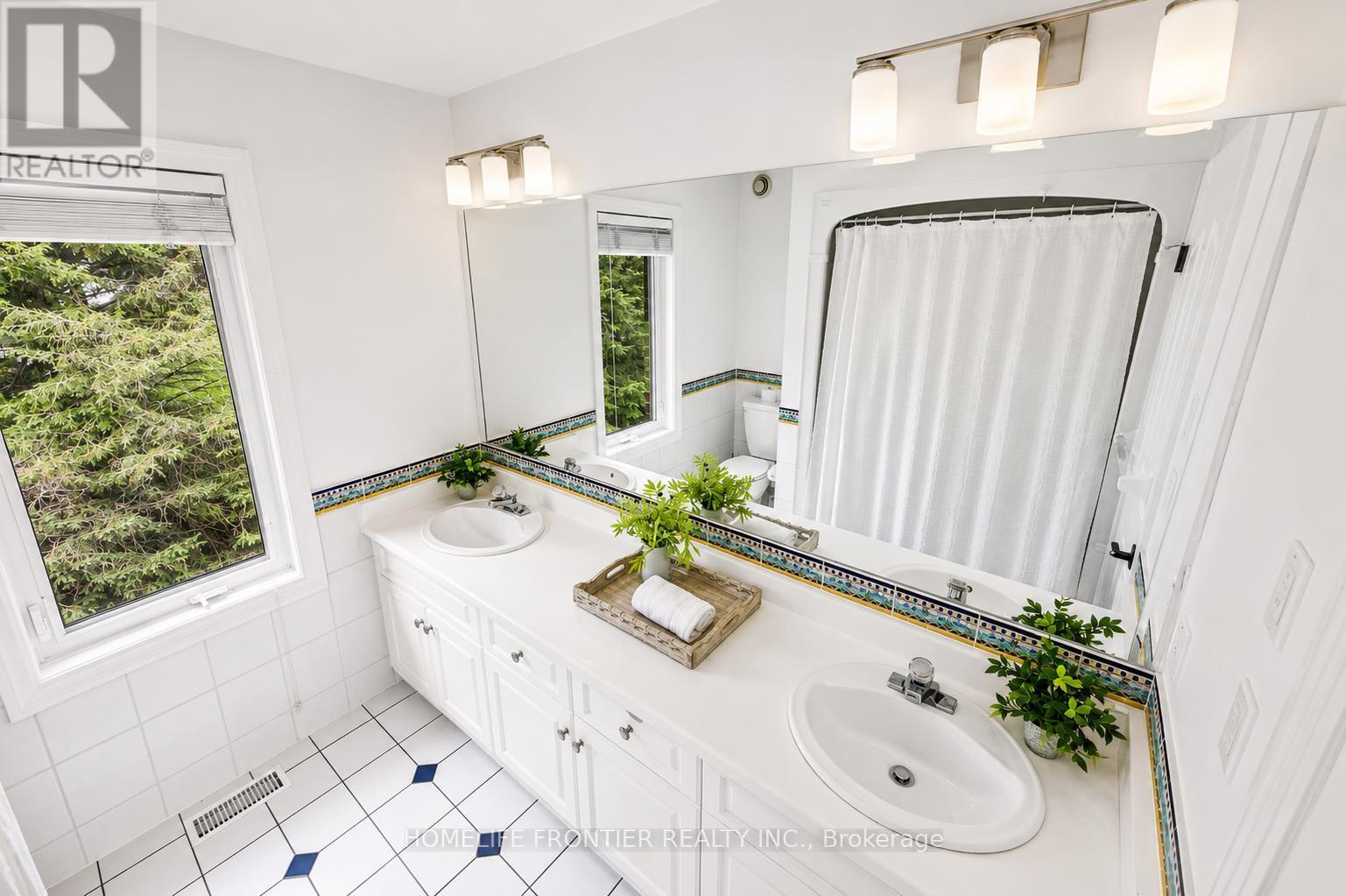 17 Bridle Path, Puslinch, ON