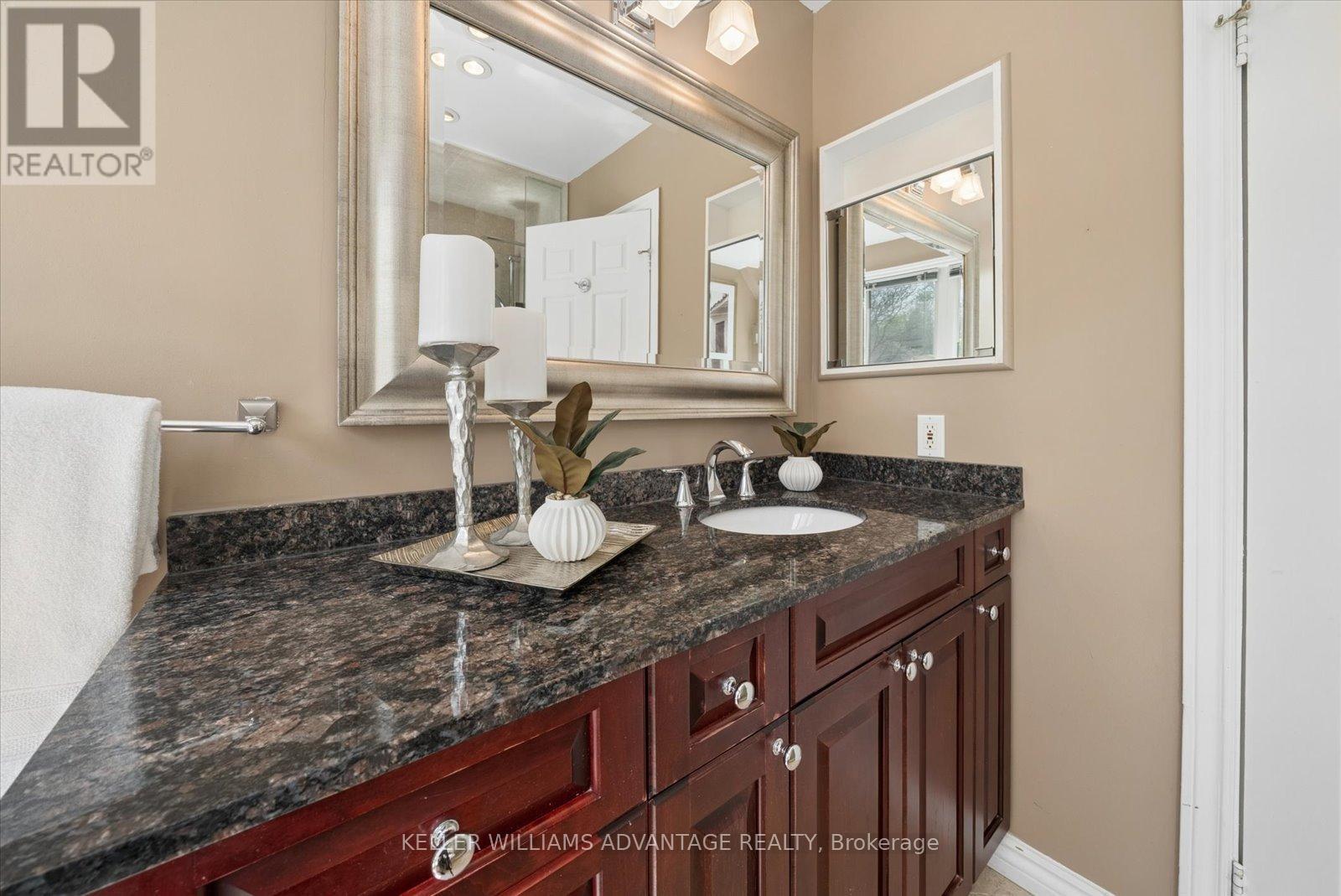 Primary Bath - 72 Bonacres Avenue, Toronto, ON