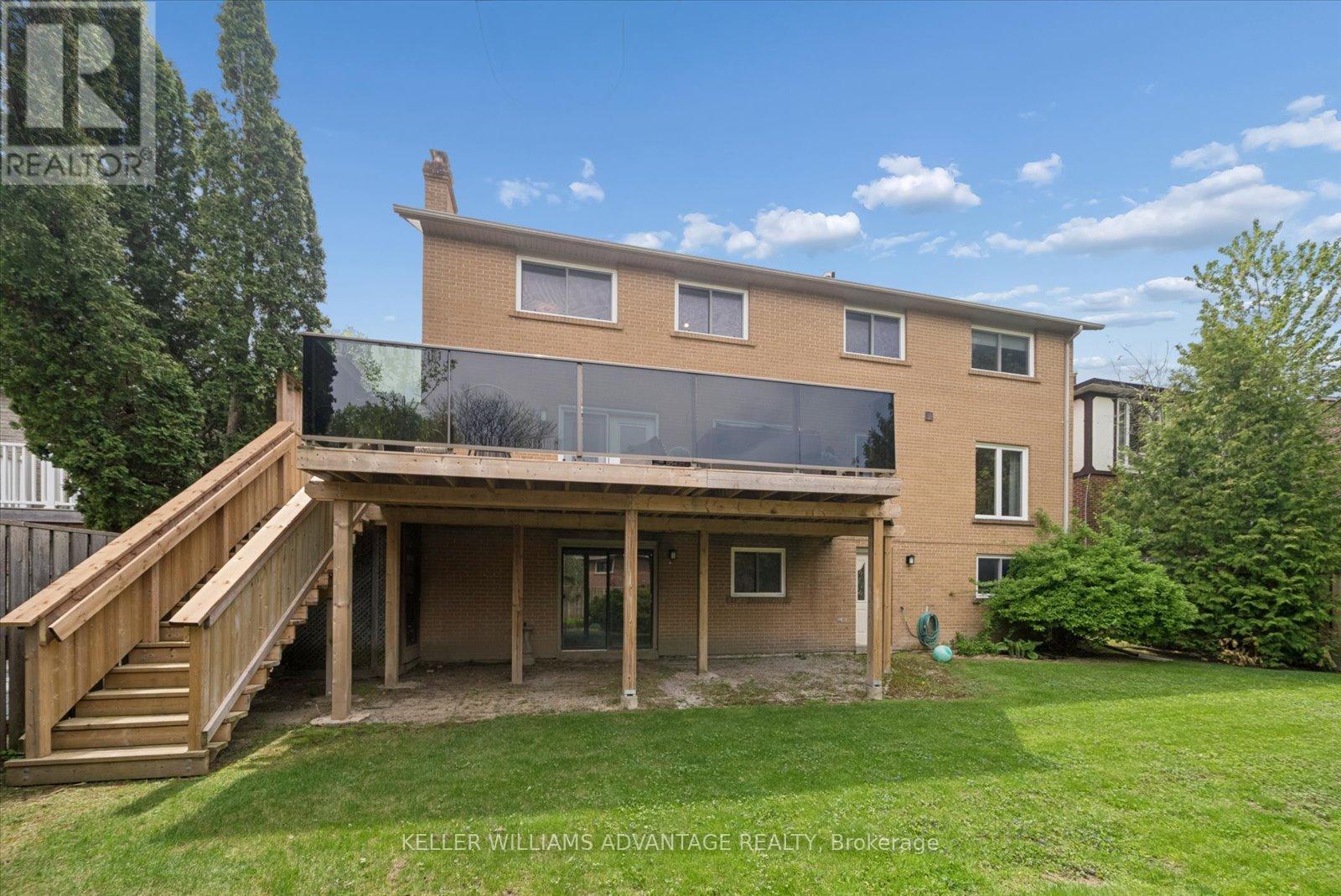 Just a beautiful, grand home - 72 Bonacres Avenue, Toronto, ON