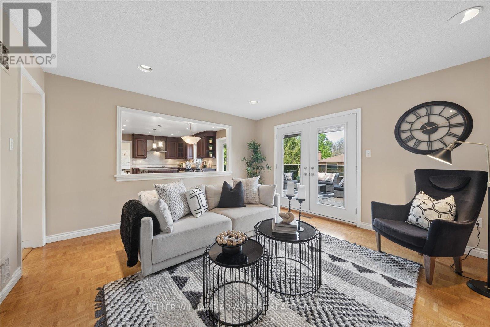 Open just the right amount to the kitchen - 72 Bonacres Avenue, Toronto, ON