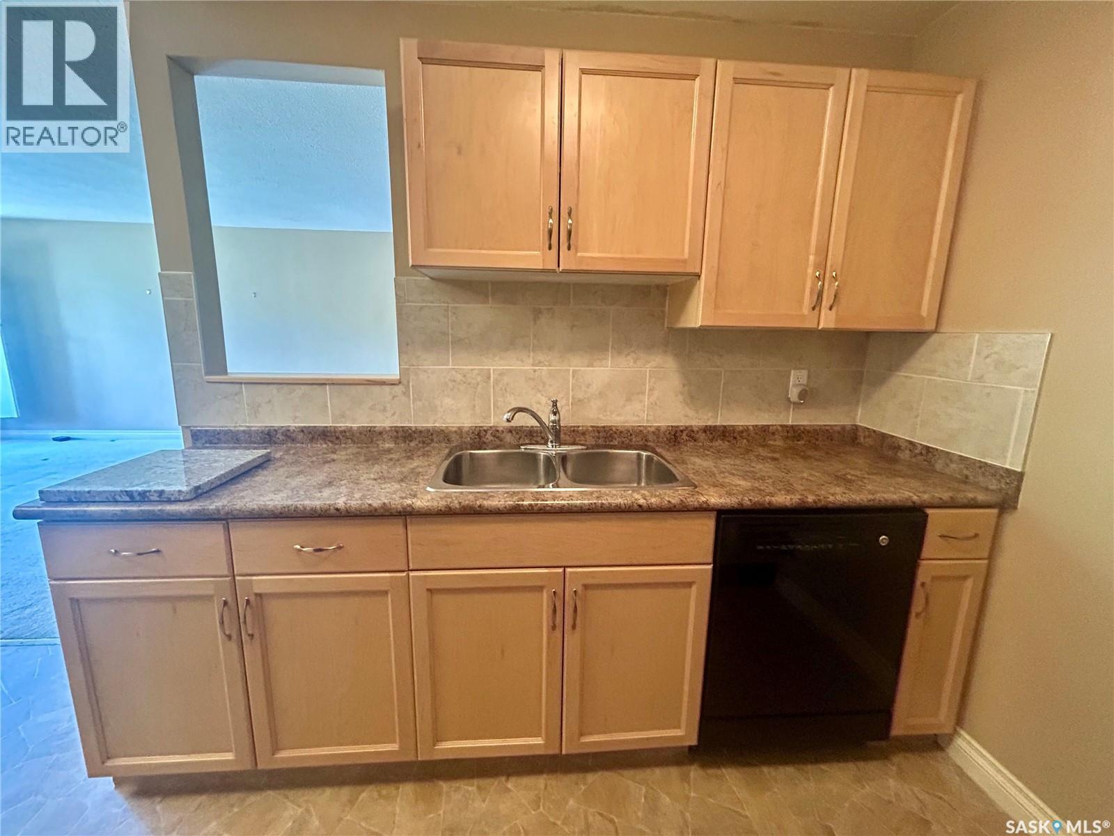 13 1811 8Th Avenue N, Regina, SK