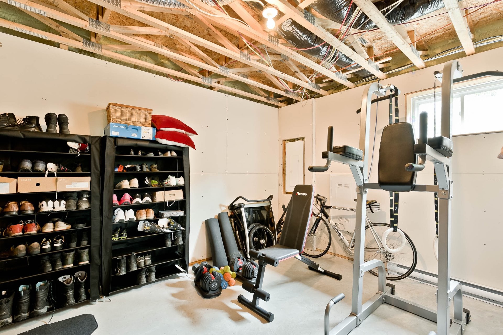 Sous-sol - 95 Rue Raymond-Auger, Sherbrooke (Brompton/Rock Forest/Saint-Élie/Deauville), QC - Indoor Photo Showing Gym Room