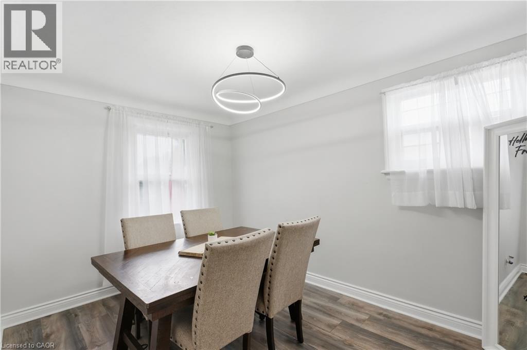 160 East 36Th Street, Hamilton, ON