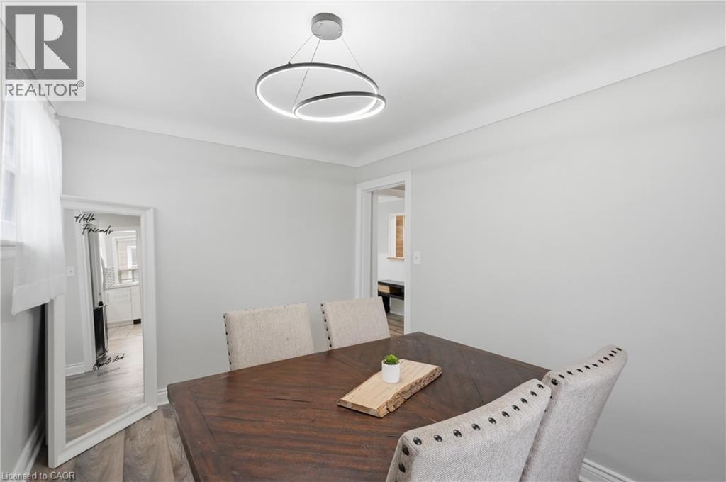 160 East 36Th Street, Hamilton, ON