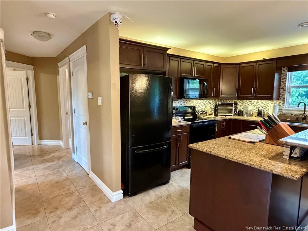 551 Dover Rd, Dieppe, NB