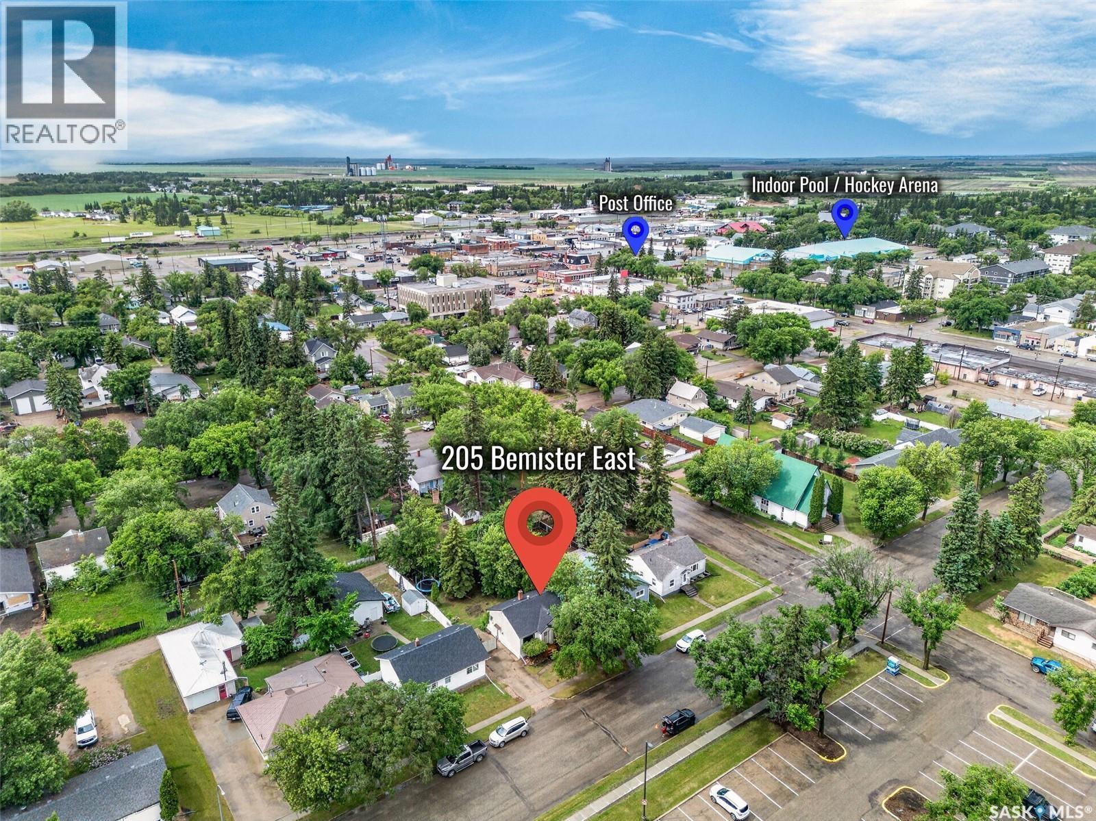 205 Bemister Avenue E, Melfort, SK