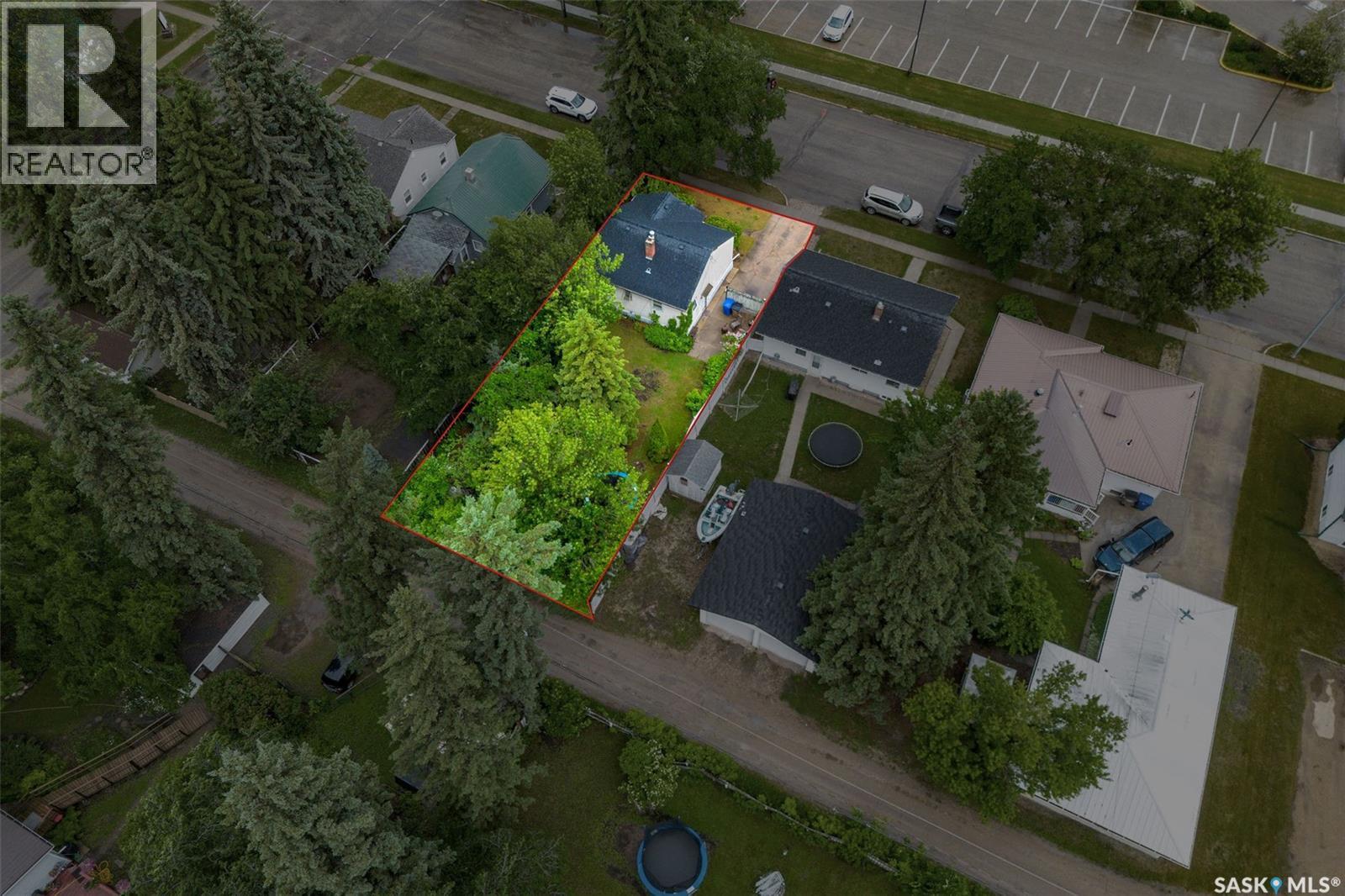 205 Bemister Avenue E, Melfort, SK