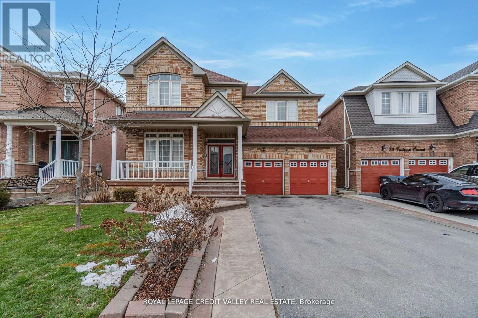 18 Trailhead Crescent, Brampton, ON