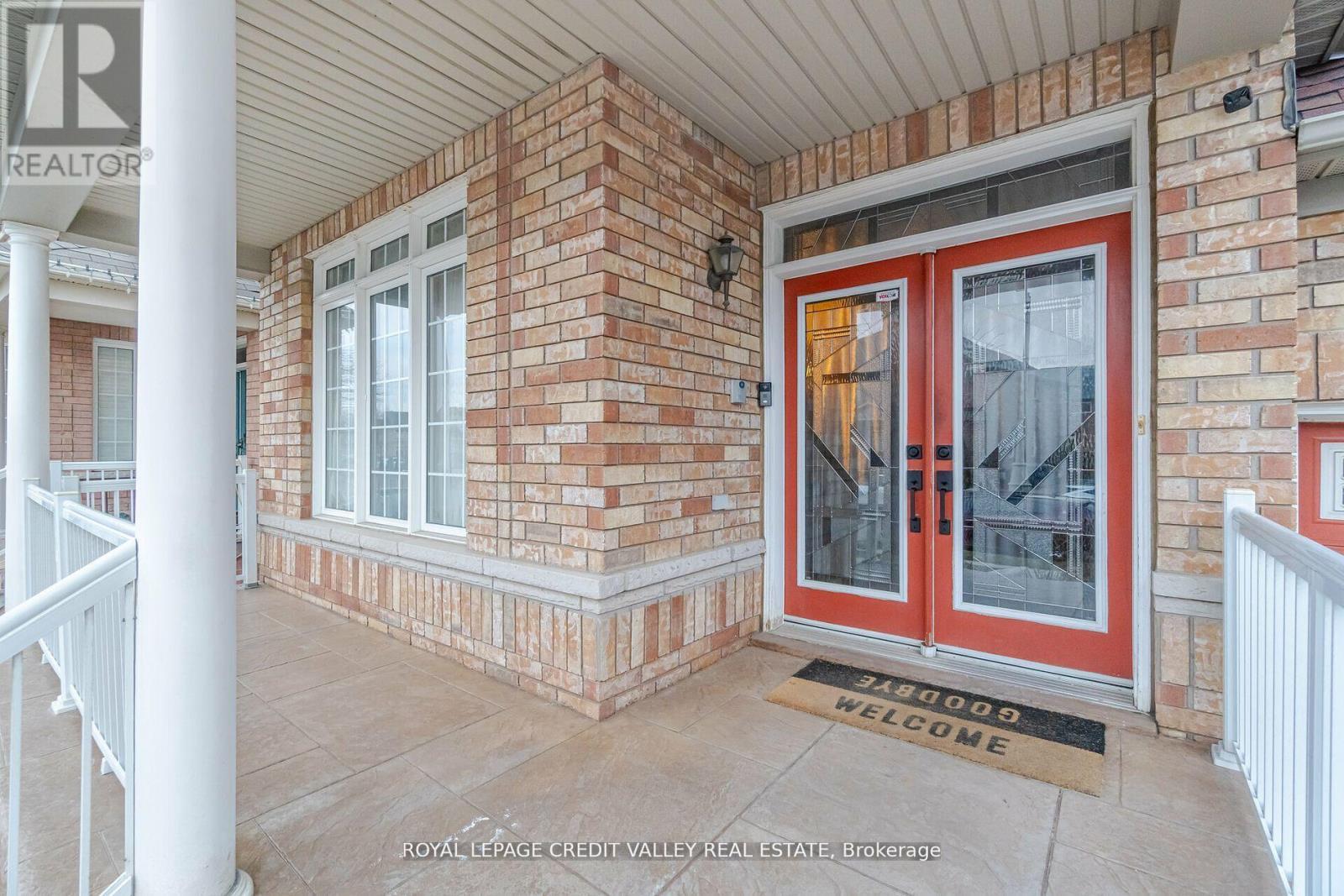 18 Trailhead Crescent, Brampton, ON