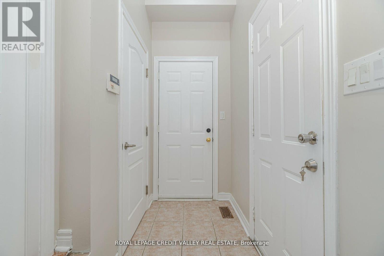 18 Trailhead Crescent, Brampton, ON