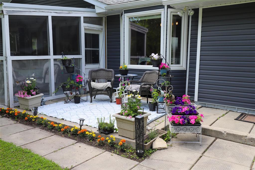 54101 Davis Point Road, St Martin, MB