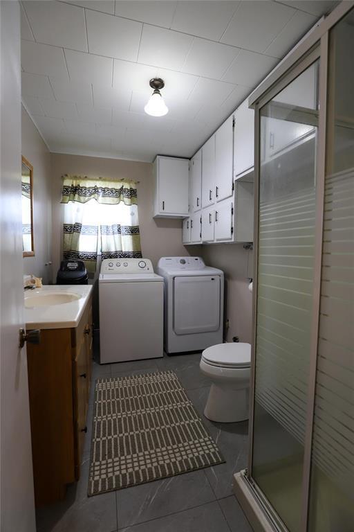 54101 Davis Point Road, St Martin, MB