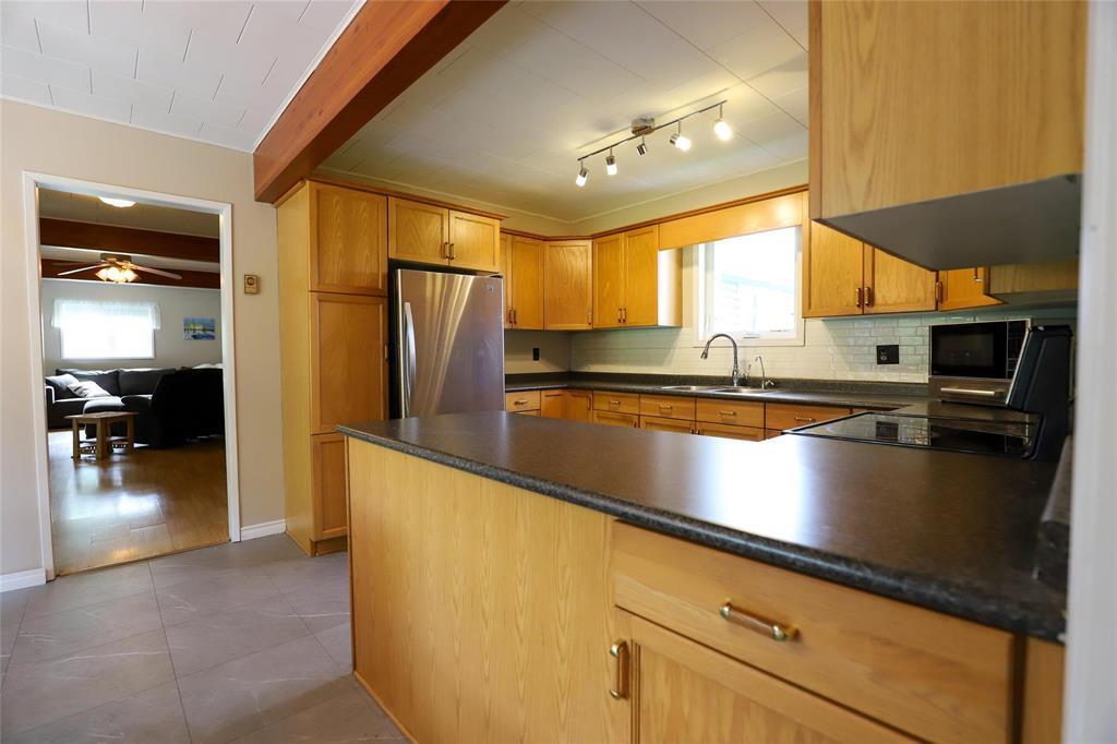54101 Davis Point Road, St Martin, MB