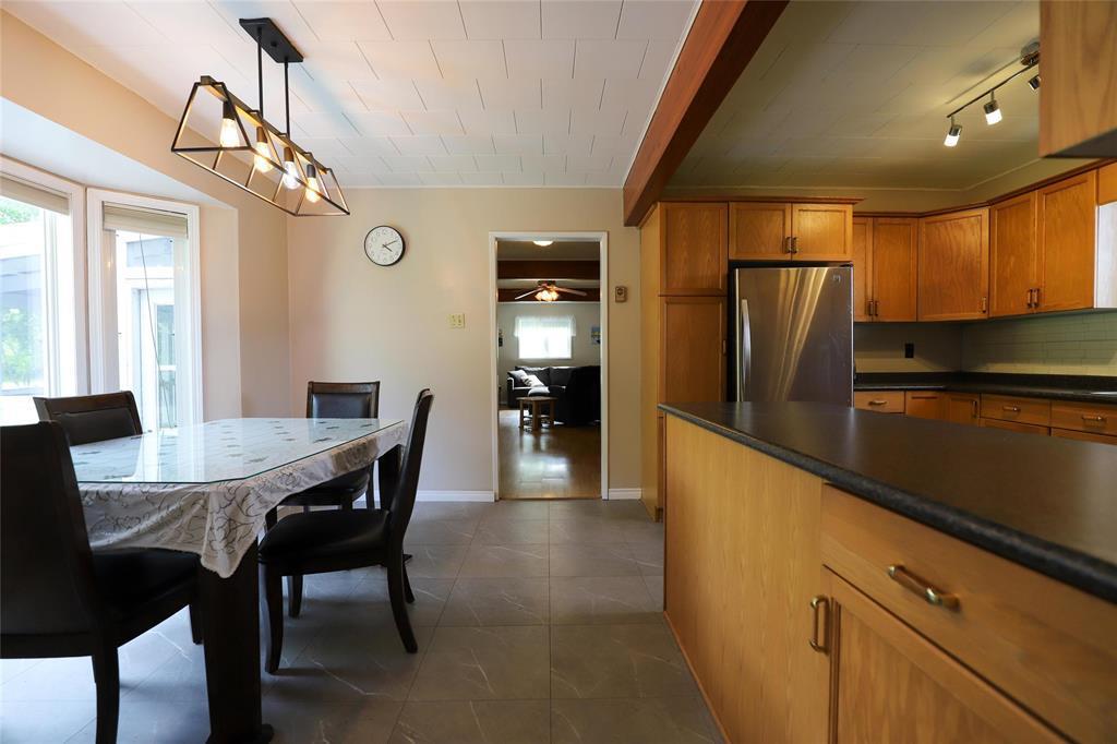 54101 Davis Point Road, St Martin, MB