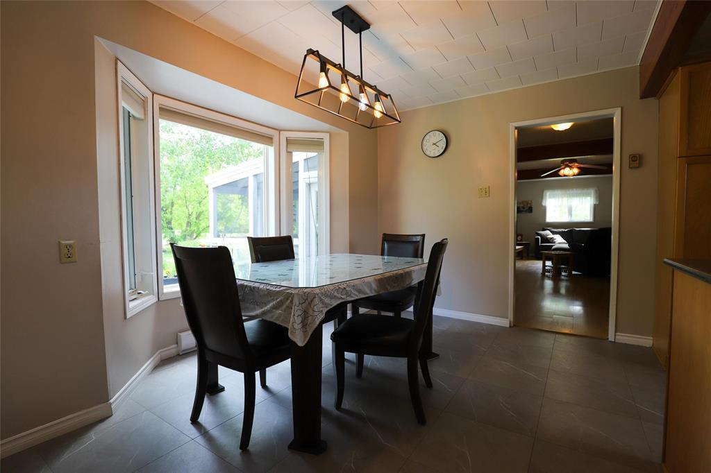 54101 Davis Point Road, St Martin, MB
