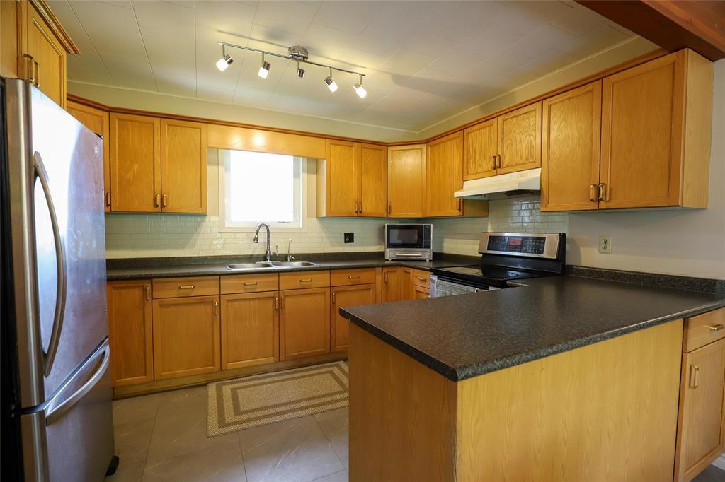 54101 Davis Point Road, St Martin, MB